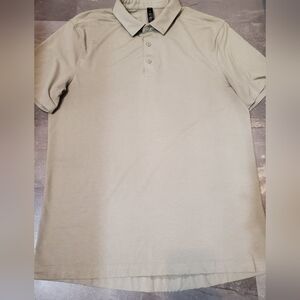 Lululemon Evolution Pique polo. Greyish beige. Tiny stripes. Size L.